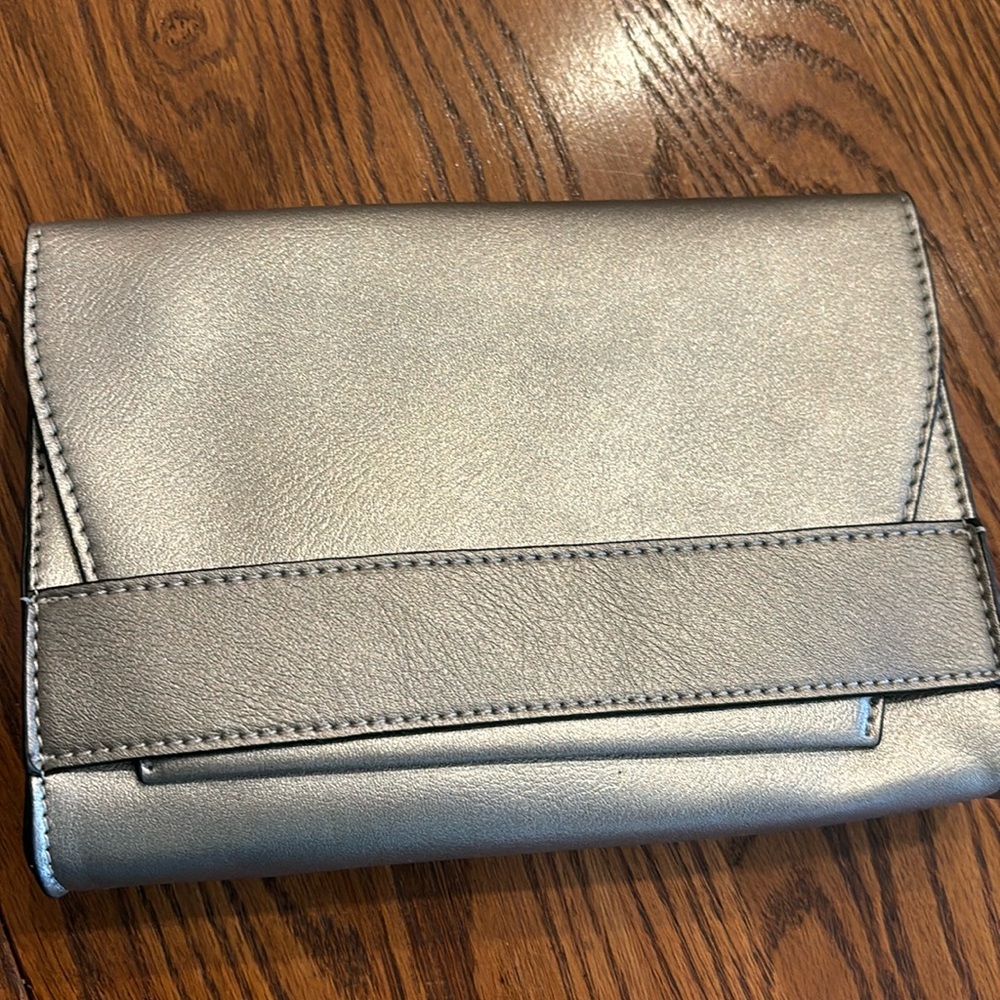 Summer and Rose clutch